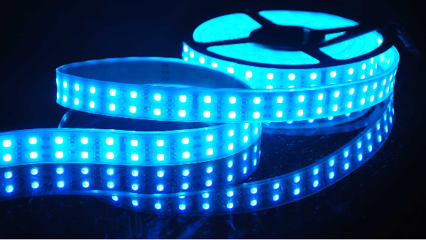 七彩燈帶控制器因為靠譜，所以堅持