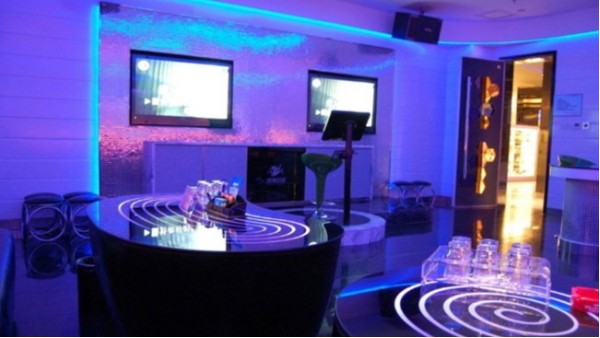 在互聯(lián)網(wǎng)上實力真實存在的深圳RGB燈帶控制器廠家