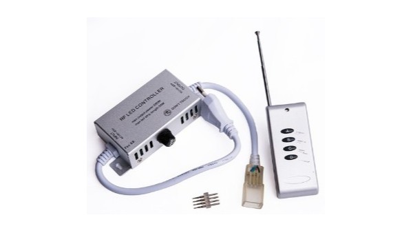 從哪幾點(diǎn)來判定一家好的led全彩控制器廠?